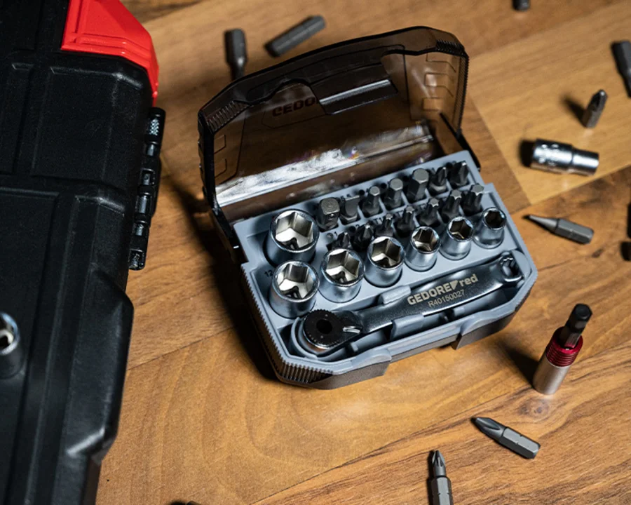 Bit-Knarren-Satz von GEDORE red, Bitadapter und diverse Bits