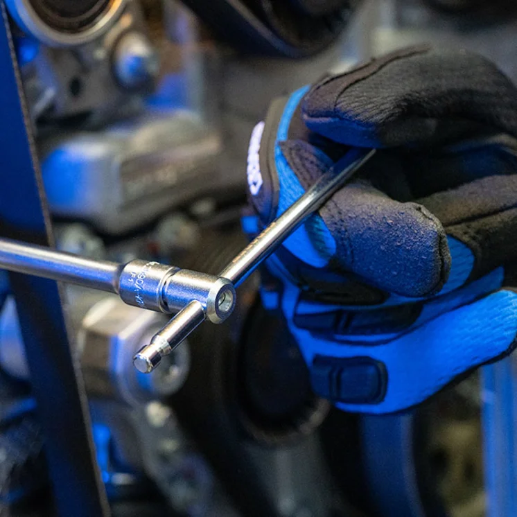 GEDORE Werkzeuge für die Automobilindustrie und Kfz-Werkstätten